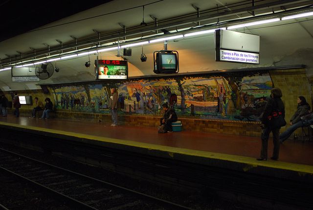 Estación Entre Ríos - Rodolfo Walsh de la Línea E