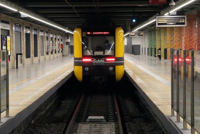 Estación Retiro de la Línea C